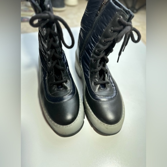 Aquatalia Aisa Recycled Nylon Leather Glossy Chunky Platform Eco Boots NWOT 9.5 - Picture 7 of 16